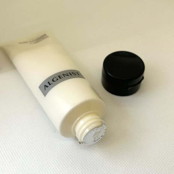 Algenist Gentle Rejuvenating Cleanser - Picture 5 of 6